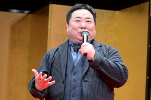 塚地武雅、映画『嘘八百 なにわ夢の陣』完成披露試写会に登場