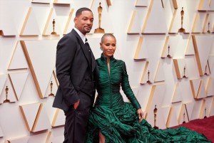 ウィル・スミスと妻ジェイダ・ピンケット・スミス、第94回アカデミー賞レッドカーペットにて