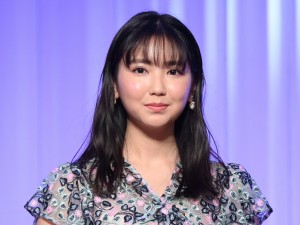 『K-1 AWARDS 2021』に登壇した沢口愛華