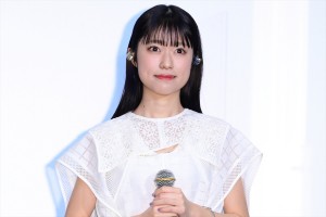 Little Glee Monster・アサヒ、映画『はい、泳げません』公開記念舞台挨拶に登場