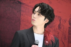 水石亜飛夢、映画『忌怪島/きかいじま』初日舞台挨拶に登場