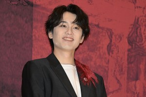 水石亜飛夢、映画『忌怪島/きかいじま』初日舞台挨拶に登場
