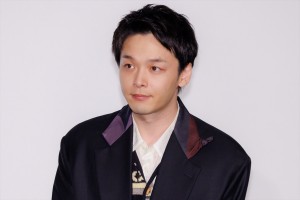 中村倫也、映画『宇宙人のあいつ』完成披露上映会 舞台挨拶に登場