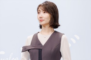 波瑠、映画『アナログ』公開直前イベントに登場