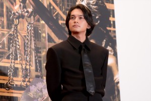 北村匠海、映画『法廷遊戯』公開記念舞台挨拶に登場