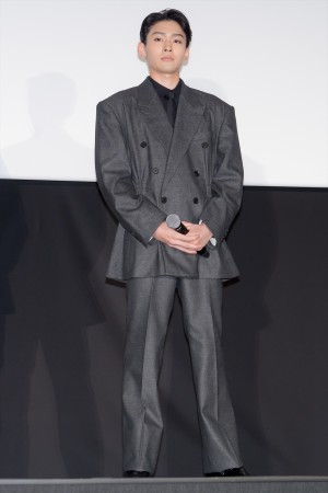 市川染五郎、『鬼平犯科帳 本所・桜屋敷』完成披露試写会に登場