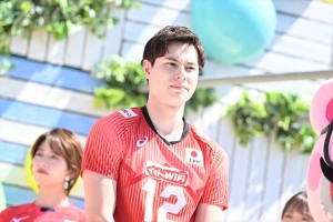 高橋藍、『FIVB パリ五輪予選/ワールドカップバレー2023』開幕50日前イベントに登場