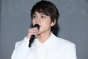 北村匠海、ドラマ『星降る夜に』制作発表記者会見に登場
