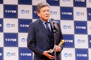 三浦友和、「2022年第96回キネマ旬報ベスト・テン」発表&表彰式に登場