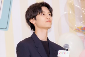 萩原利久、映画『おとななじみ』プレミア試写会に登場