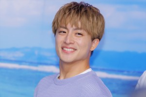 白濱亜嵐、月9ドラマ『真夏のシンデレラ』制作発表会見に登場