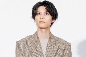 萩原利久、『ミステリと言う勿れ』初日舞台挨拶に登場