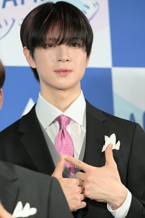 INI・佐野雄大、洋服の青山 2023年フレッシャーズ新CM発表会に登場