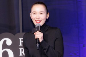 飯豊まりえ、映画『岸辺露伴 ルーヴルへ行く』完成報告イベントに登場