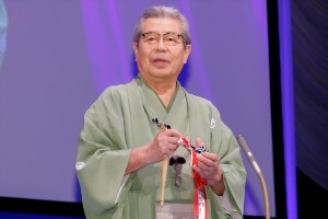 立川志の輔、第32回日本映画批評家大賞 授賞式に登場