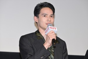 水上恒司、映画『OUT』完成披露試写会に登場