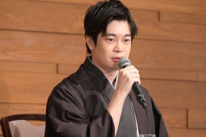 井之脇海、『義母と娘のブルースFINAL 2024年謹賀新年スペシャル』制作発表会見に登場