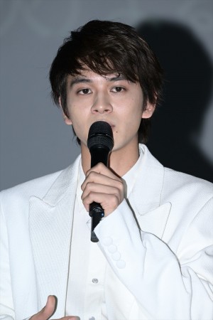 北村匠海、ドラマ『星降る夜に』制作発表記者会見に登場