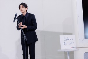 町田啓太、ドラマ『unknown』制作発表記者会見に登場