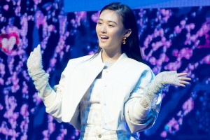 山崎天、「ViVi Night2023」に登場