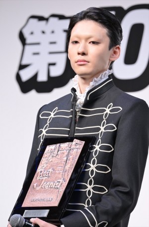 市川染五郎、「第40回ベストジーニスト2023」授賞式に登場