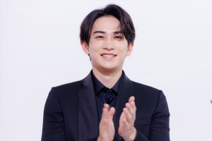 町田啓太、ドラマ『unknown』制作発表記者会見に登場