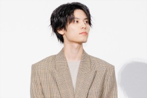 萩原利久、『ミステリと言う勿れ』初日舞台挨拶に登場