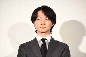 神木隆之介、映画『大名倒産』公開初日舞台挨拶に登場