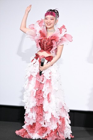 詩羽、映画『アイスクリームフィーバー』初日舞台挨拶に登場