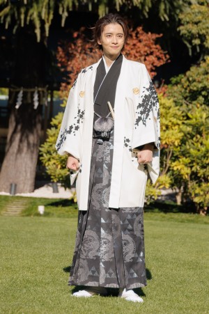 飯島寛騎、「オスカープロモーション2025年新春晴れ着撮影会」にて