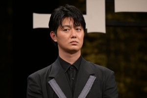 工藤阿須加、映画『ゴールデンカムイ』完成披露舞台挨拶に登場