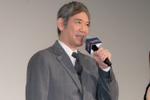 映画『マッチング』初日舞台あいさつに登壇した杉本哲太