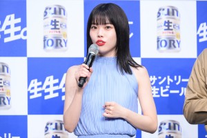 アイナ・ジ・エンド、「サントリー生ビール」新CM発表会に登場