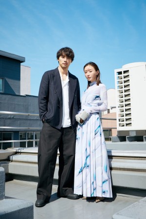 (左から)福士蒼汰、松本まりか