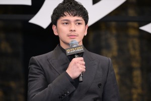 眞栄田郷敦、映画『ゴールデンカムイ』完成披露舞台挨拶に登場