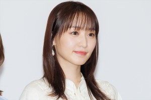 菅井友香、『チェイサーゲームW パワハラ上司は私の元カノ』記者会見に登場