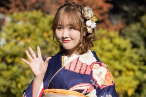 本田望結、「オスカープロモーション2025年新春晴れ着撮影会」にて