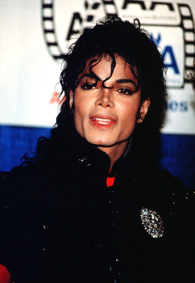 Michael Jackson18066_p16514_2_e2_5