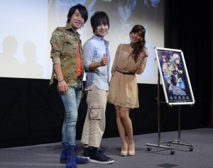 左から鈴村健一、岡本信彦、日笠陽子