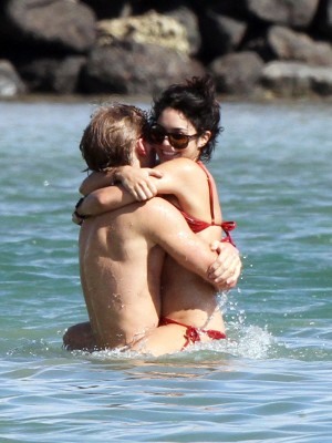 ヴァネッサ・ハジェンズ＆オースティン・バトラー