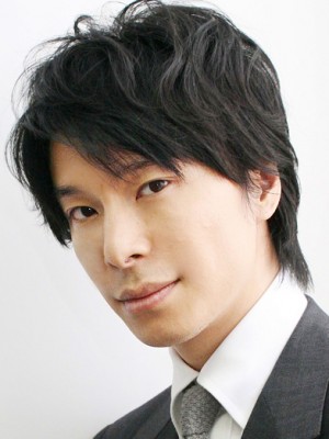 長谷川博己（34）