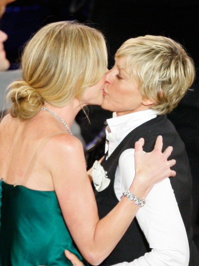 Ellen DeGeneres　Portia De Rossi　エレン・デジェネレス　ポーシャ・デ・ロッシ　ゲイ