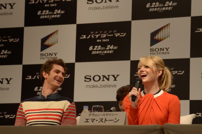 アンドリュー・ガーフィールド　エマ・ストーン