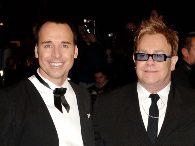 Elton John　David Furnish　エルトン・ジョン　デビット・ファーニッシｭ　ゲイ