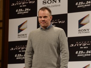 長編2作目にして本作の監督を務めたマーク・ウェブ