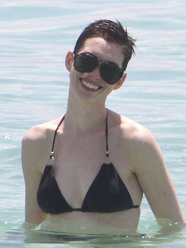 Anne Hathaway アン・ハサウェイ