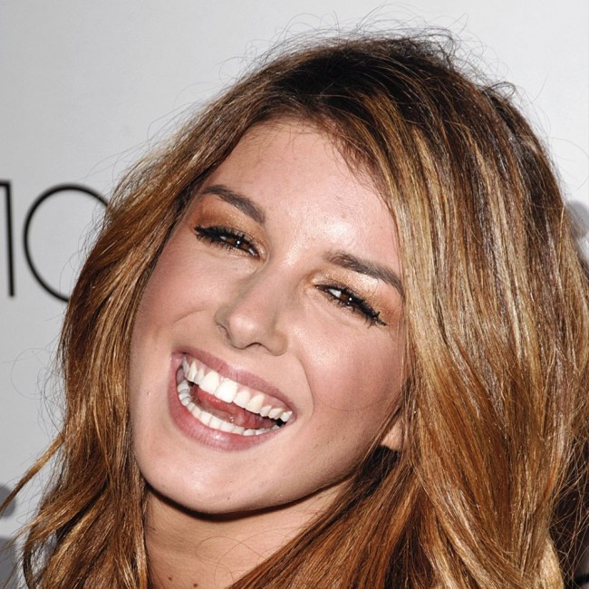 Shenae Grimes24787_0921MRA_LZ007_H