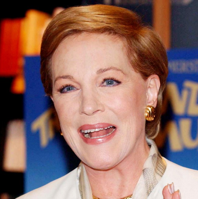 Julie Andrews　ジュリー・アンドリュース 