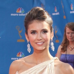 ニーナ・ドブレフ