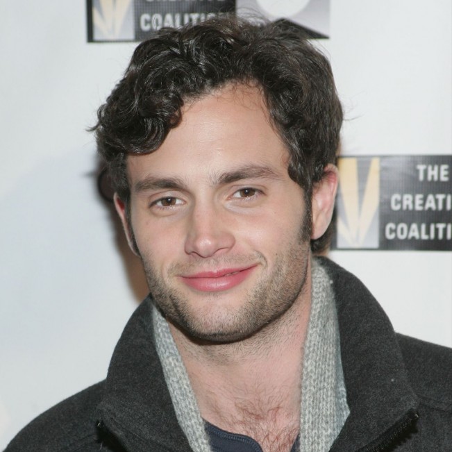 Penn Badgley20995_1124J02_JO035_H